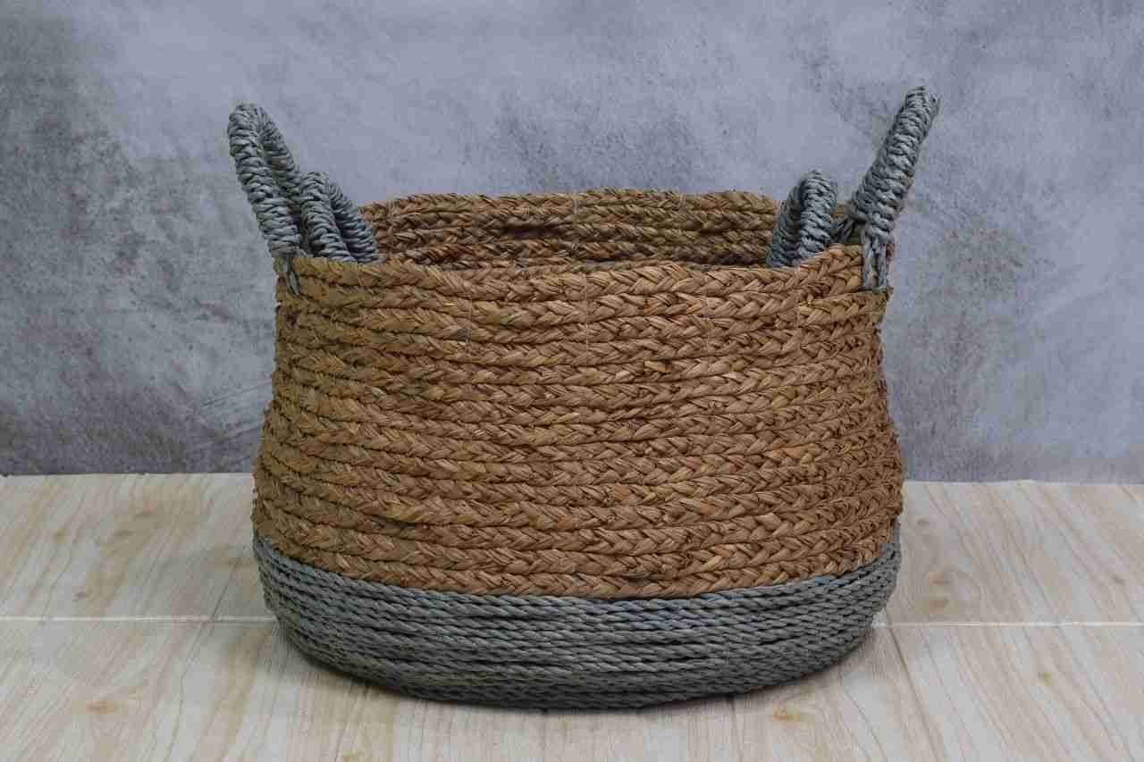 Abu-abu baskets